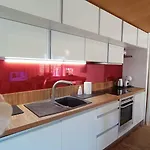 Papli Beach Studio Sauna & Sunny Balcony 아파트