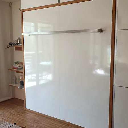 Papli Beach Studio Sauna & Sunny Balcony